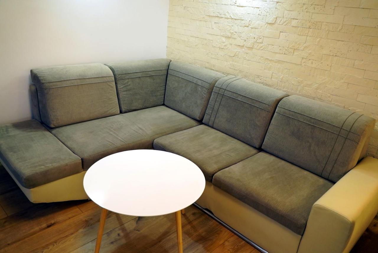 Apartament Naleczow Dom Pod Orzechami Luaran gambar